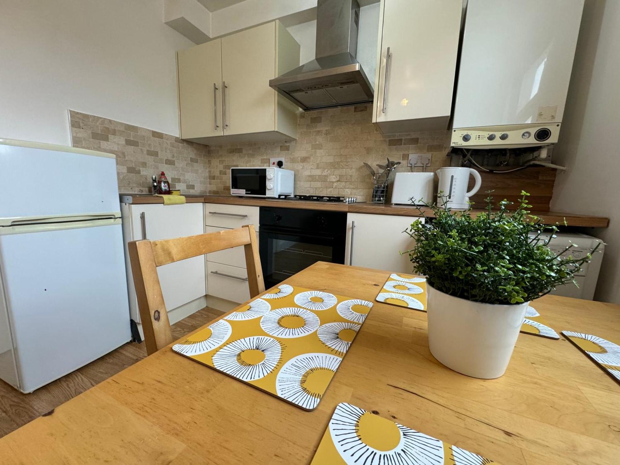 Апартаменты Beautiful 1 Bedroom Flat In Fulham